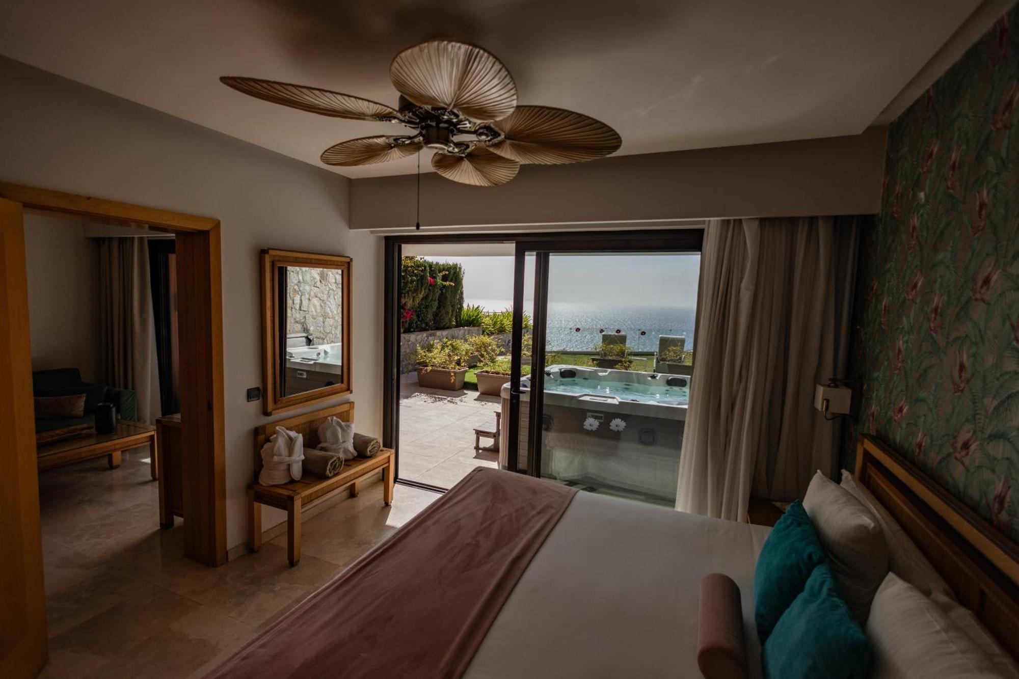 Serenity Amadores Puerto Rico  Exterior photo